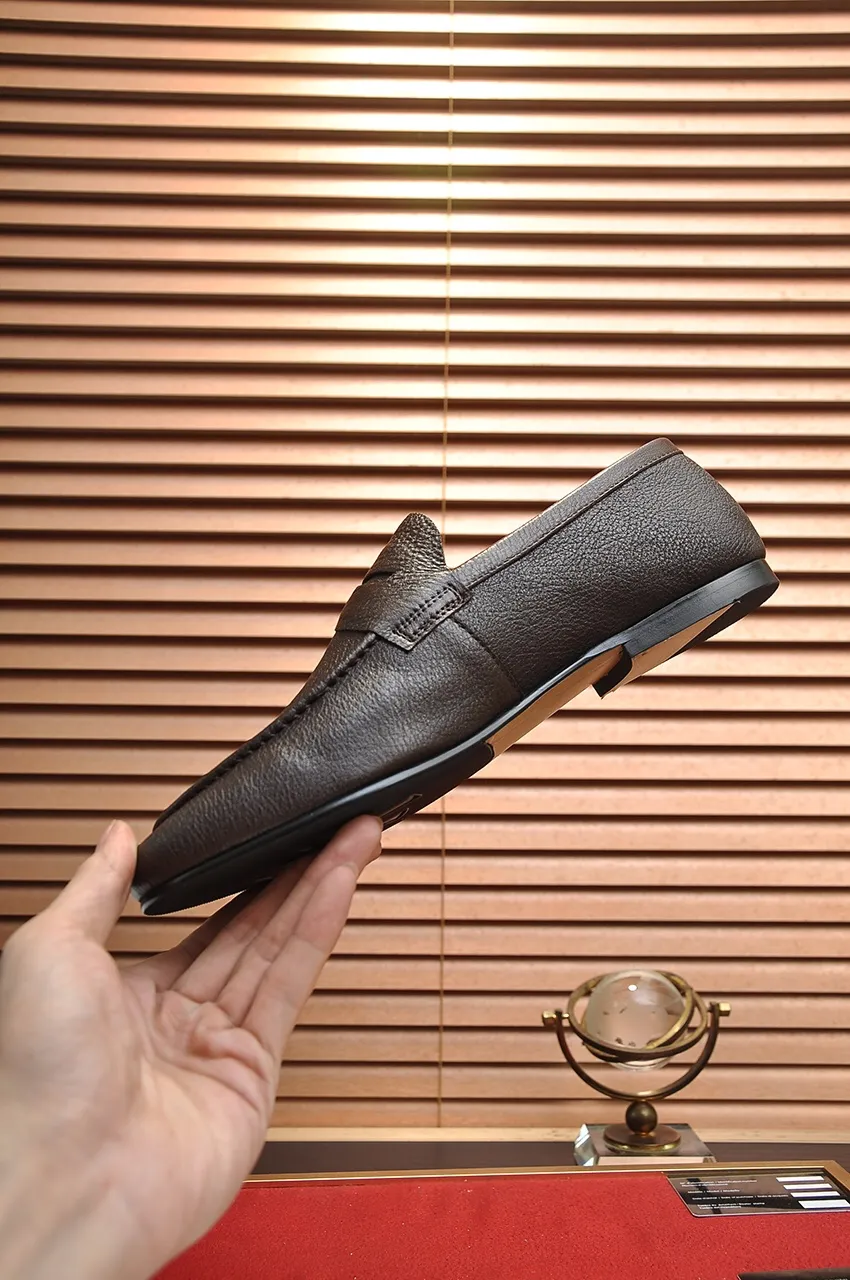 Men's shoes 💰520💶【GUCCI】 (High-end Niuli) New 🍀Gucci* - top version Gucci Peas shoes! Made of imported original cowhide, the inner top layer is comfortable cowhide lining! Original wear-resistant rubber outsole! High quality products! Code number 38-44!
